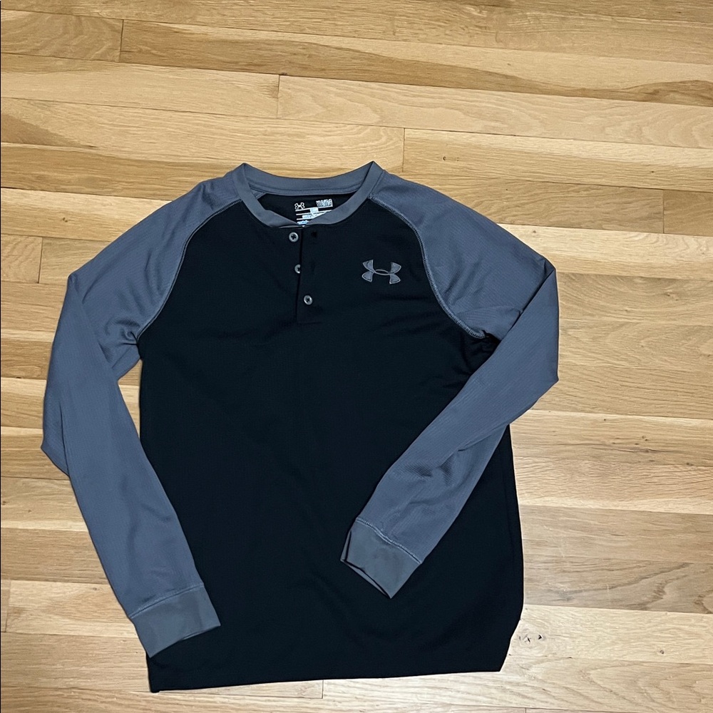 Under Armour Men's Black and Gray Henley Long Sleeve Shirt
